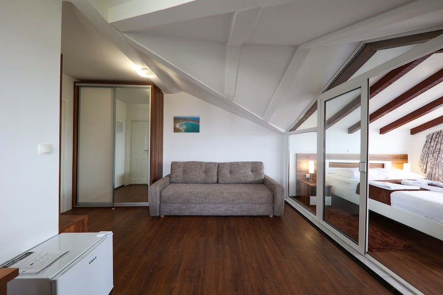 Hotel Murter - Deluxe Suite with Sea View - 1