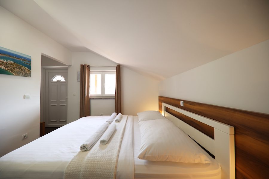 Hotel Murter - Double Room with Balcony - 2